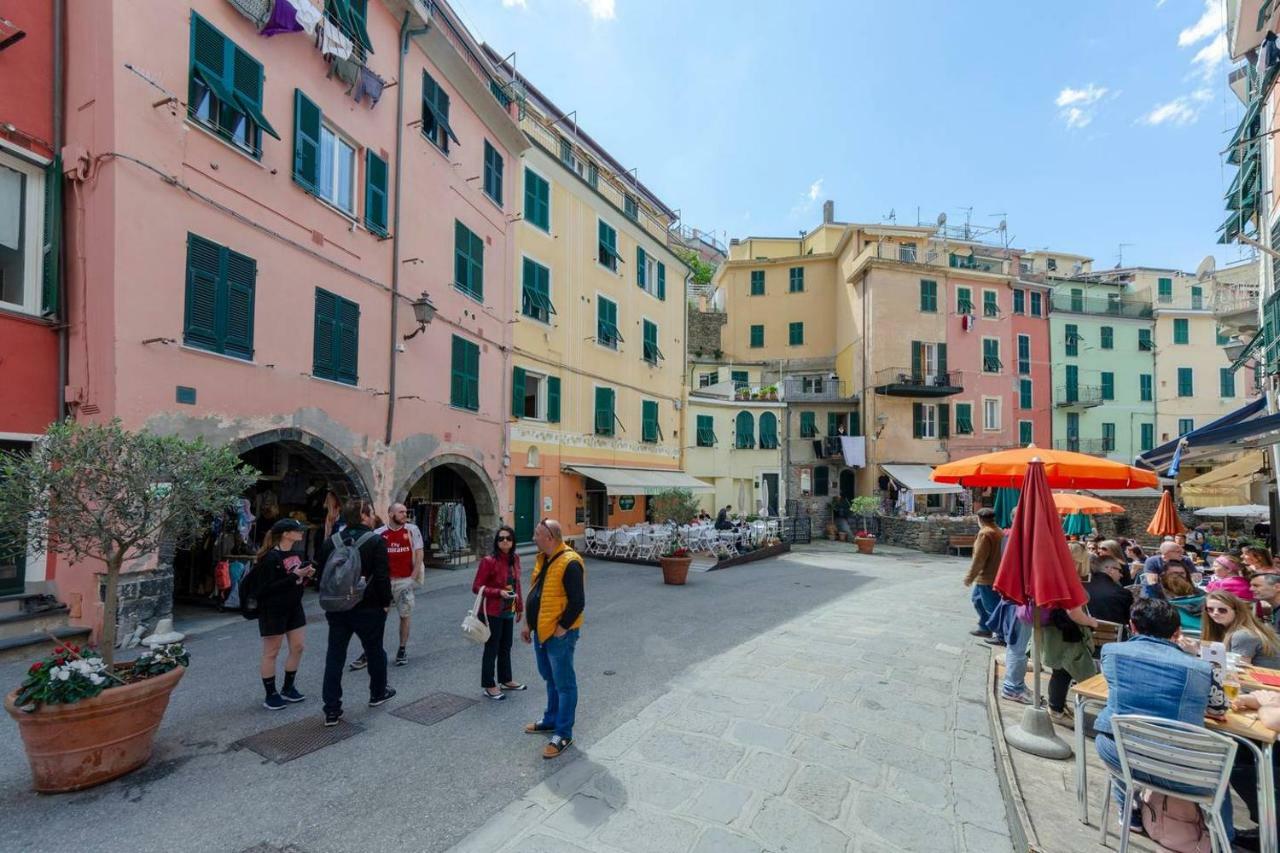 Joivy Family Flat With Little Patio, Cinque Terre Apartment เวอนาซซา ภายนอก รูปภาพ