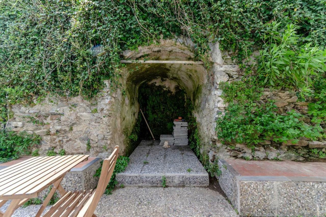 Joivy Family Flat With Little Patio, Cinque Terre Apartment เวอนาซซา ภายนอก รูปภาพ