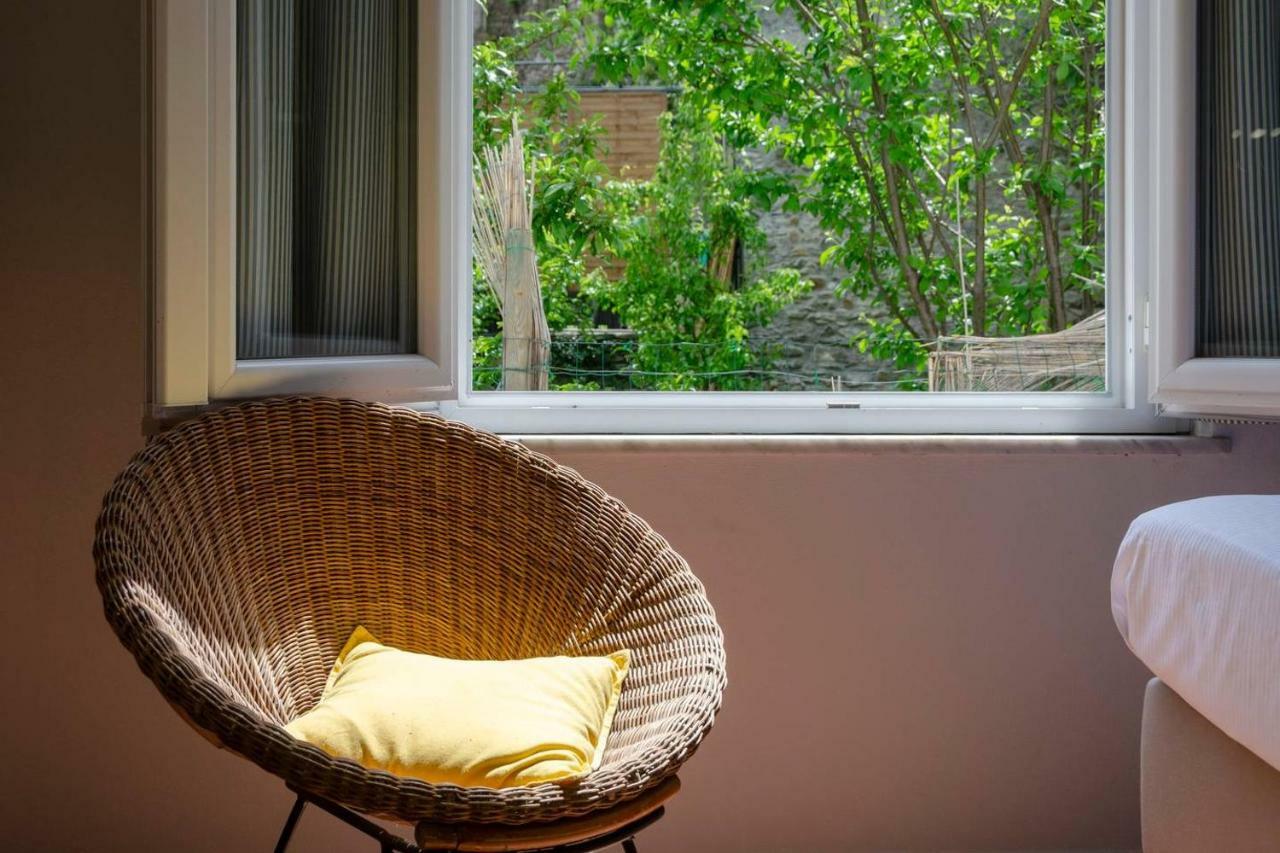 Joivy Family Flat With Little Patio, Cinque Terre Apartment เวอนาซซา ภายนอก รูปภาพ