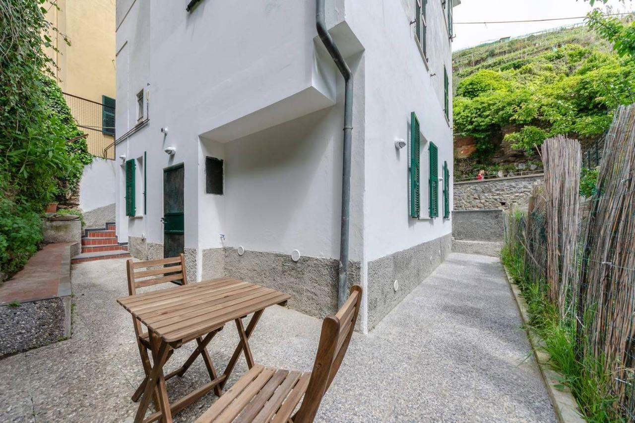 Joivy Family Flat With Little Patio, Cinque Terre Apartment เวอนาซซา ภายนอก รูปภาพ