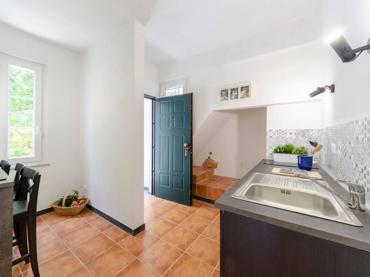 Joivy Family Flat With Little Patio, Cinque Terre Apartment เวอนาซซา ภายนอก รูปภาพ