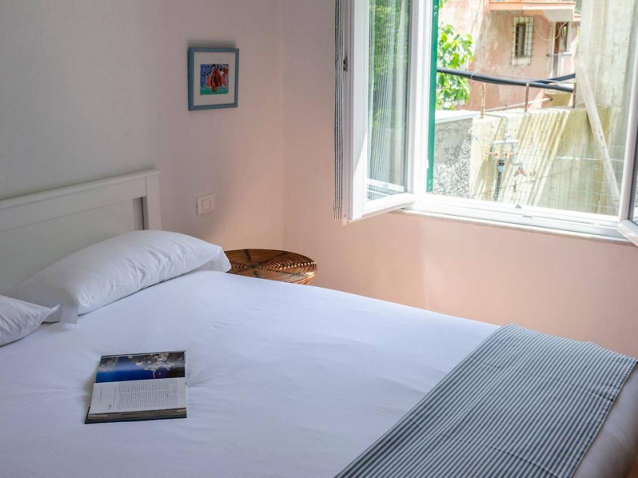 Joivy Family Flat With Little Patio, Cinque Terre Apartment เวอนาซซา ภายนอก รูปภาพ